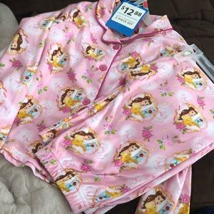 2 pajamas sets 6/6x and 7/8